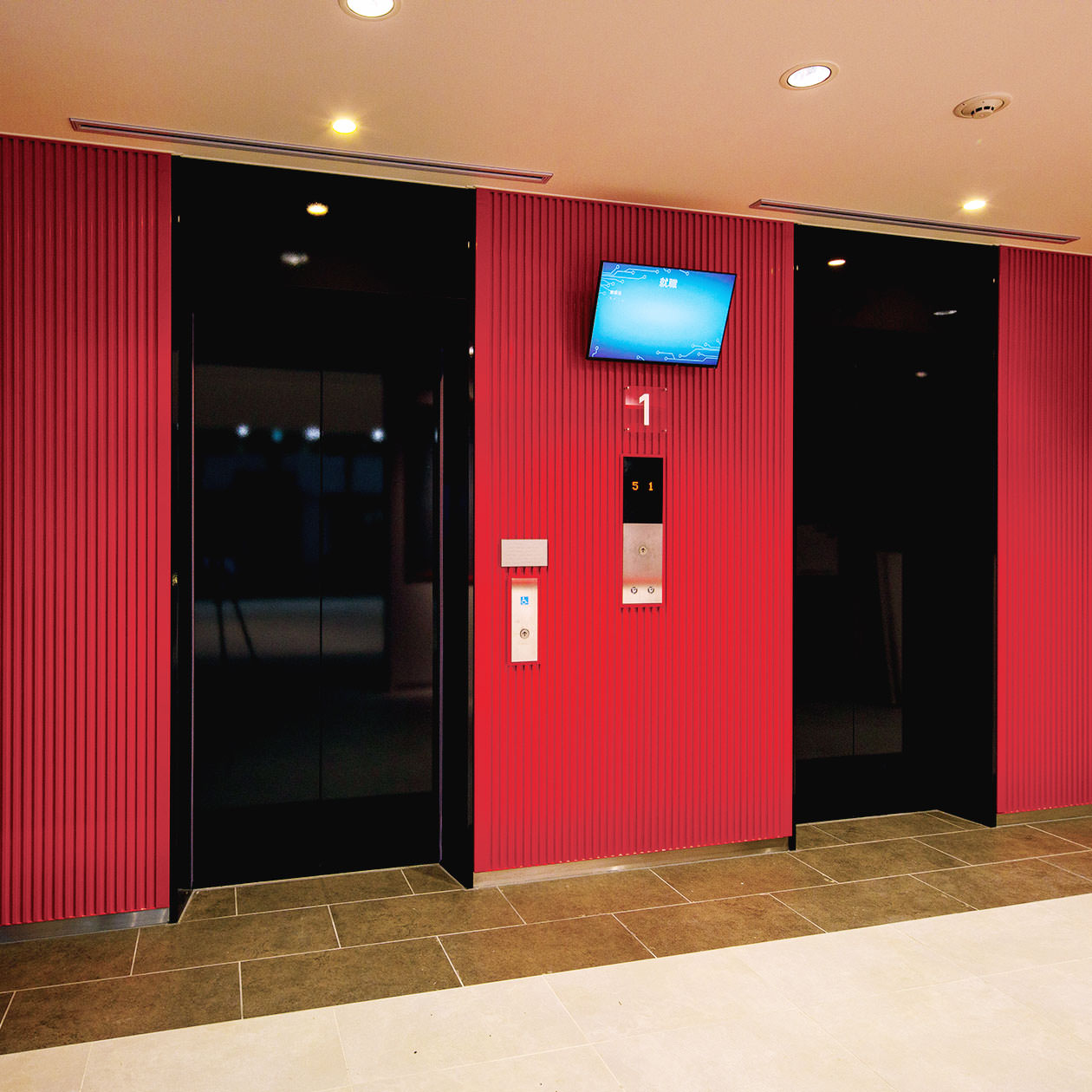 CAMPUS GUIDE TOUR 1F エレベーター