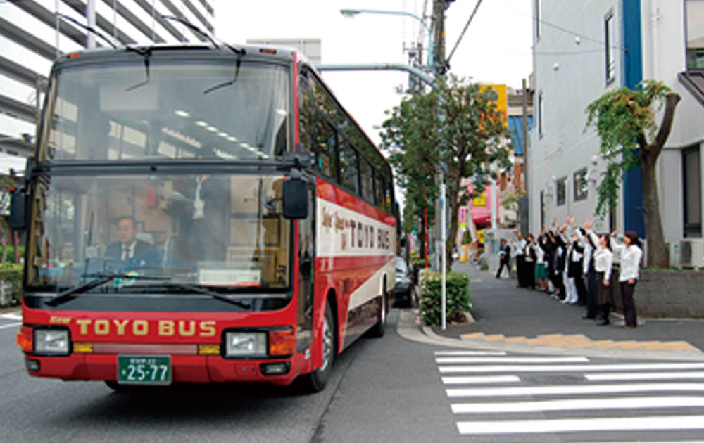 無料送迎バス