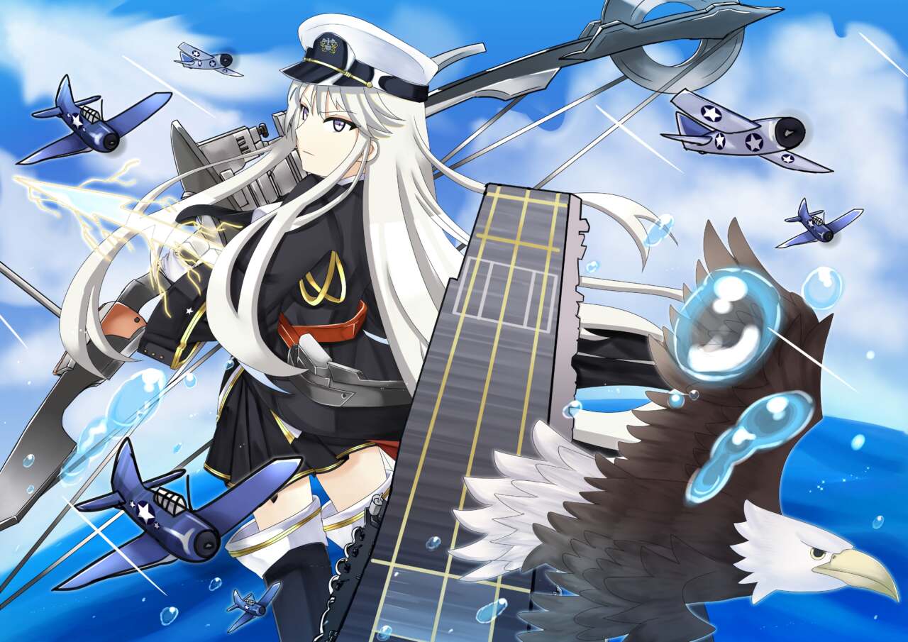 『かっこいい』『ドラマチック』ということで、戦闘で奮闘している様子を表現しました。  『エンタープライズ』という存在は、元となった航空母艦、そしてゲーム内でも個人的にかなり強かった記憶があるので、その活躍から読み取れるかっこよさを自分なりにどう見せようか考えました。  戦闘中の激しさを水しぶきで表現し、キャラクターは周囲の様子を見て戦闘機発艦のタイミングを伺っている様子を、そして迫力を出すための方法のひとつとして鷲を手前に大きく描き、戦闘機も所々に配置してバランスを調整しました。  『Lucky E』というタイトルは、彼女がゲーム内で持つスキルの名前でもありながら、元となった航空母艦の通称でもあります。史実において、彼女は様々な戦果と勲章を授けた優秀な空母でありながら、何度も沈みかけては生き延びてきた幸運艦でもあります。そんな強くてかっこいい大好きな彼女を、この機会に描けて嬉しかったです。