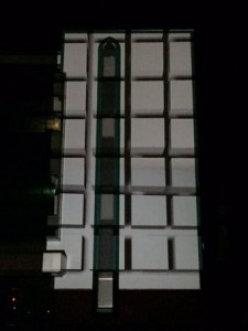 CWvkg7SU8AEbP--