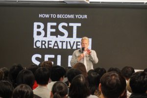 James Wojtowicz先生による特別講義を開催しました！🎉